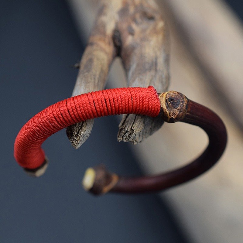 赤いロープspatholobusのブレスレットは利用できません今年、チベットShannan野生の自然医学ぬれた血液の贈り物 - ブレスレット - 木製 