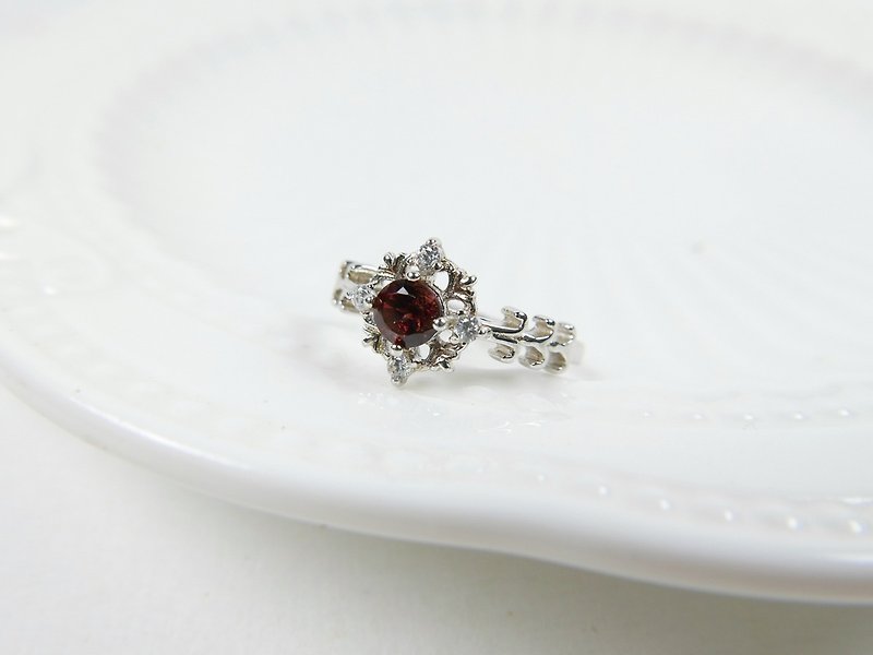 Baroque Red Spinel Ring - Sterling Silver Natural Gemstones - แหวนทั่วไป - เครื่องเพชรพลอย สีแดง