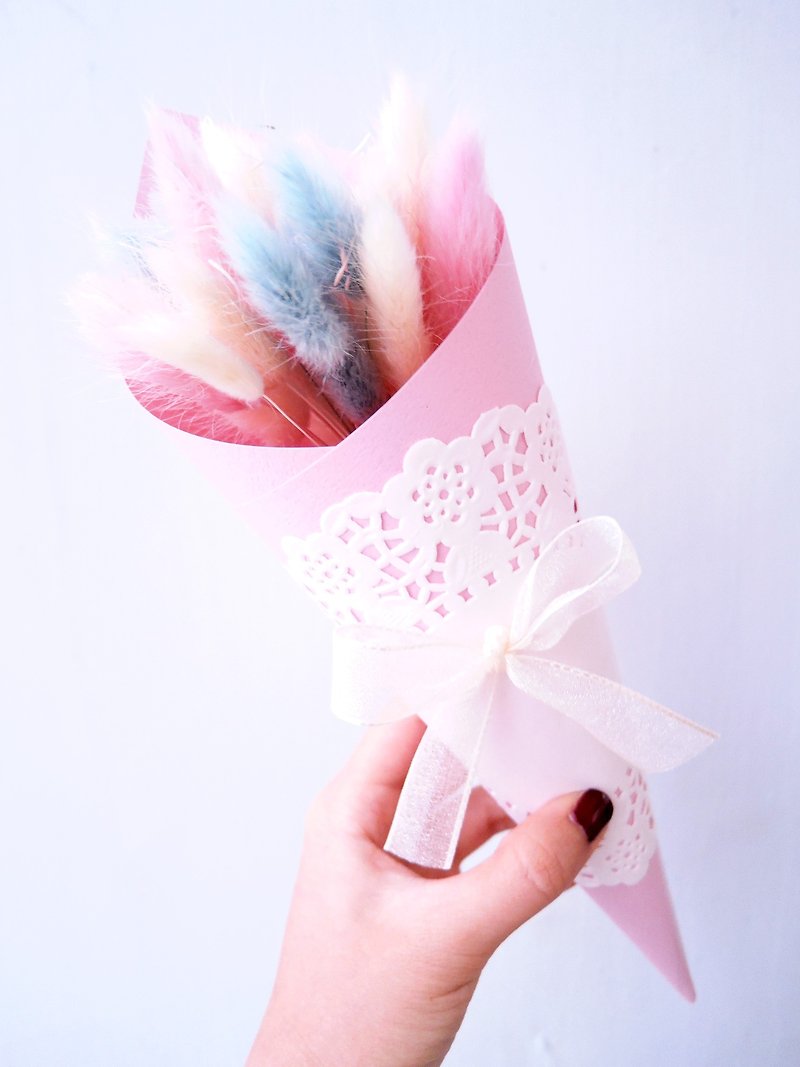 [Sweetheart] tricolor dried bouquet - ของวางตกแต่ง - พืช/ดอกไม้ หลากหลายสี