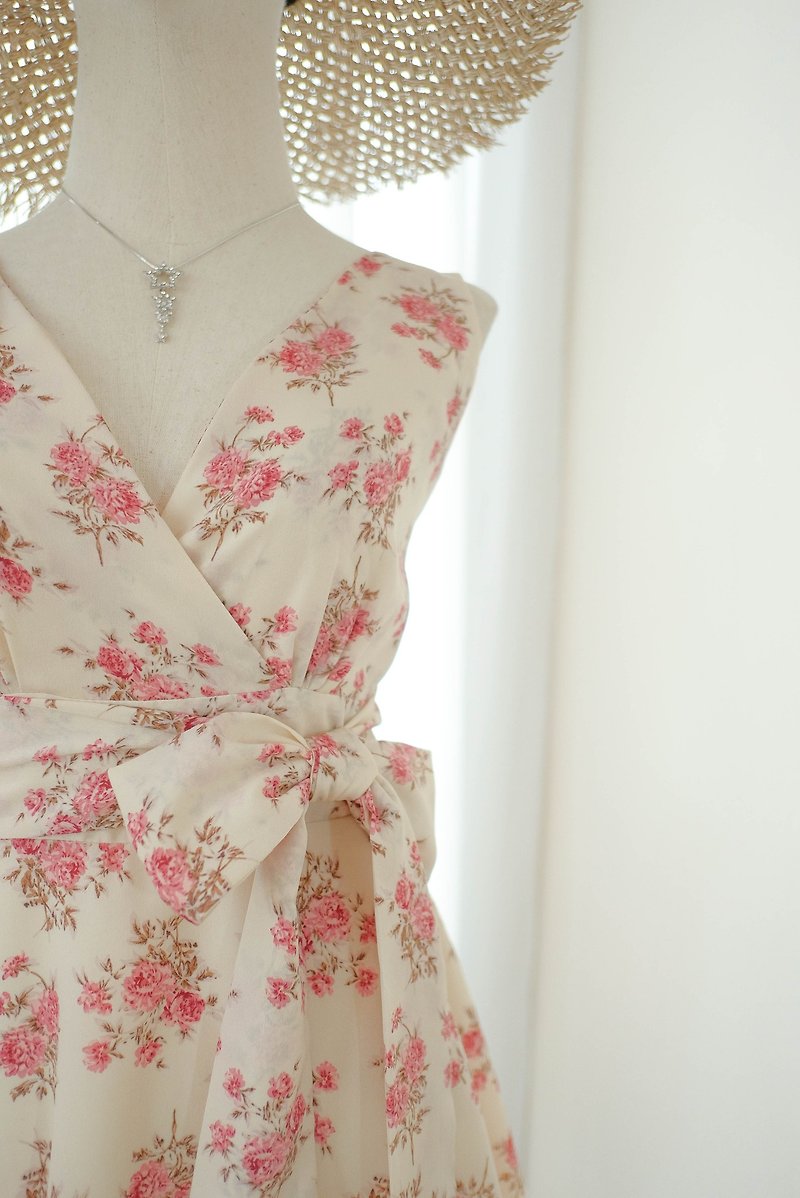 Beige pink floral Sundress Spring Summer Tea Dress Vintage Inspired - ชุดเดรส - วัสดุอื่นๆ สีกากี