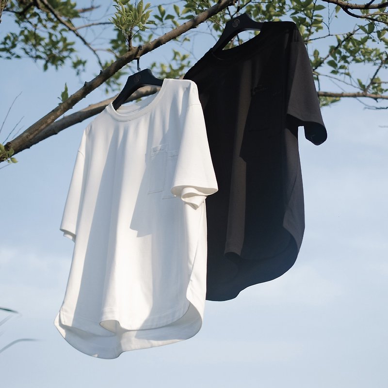 Sorona Thread Neck Heavy Roman Cotton T-Shirt Draped Loose Embroidered Pockets Rounded Hem Unisex - เสื้อฮู้ด - ไฟเบอร์อื่นๆ สีดำ