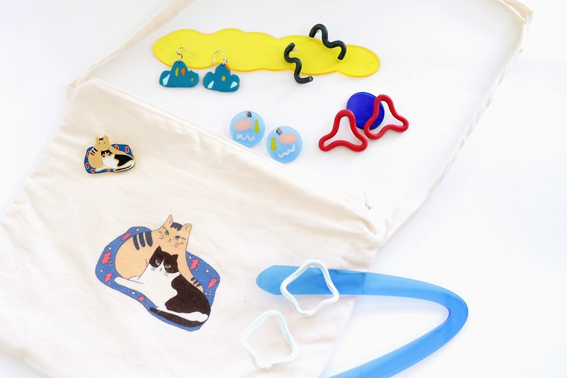 Earrings bag luxury Daifuku bag - Earrings & Clip-ons - Other Materials Multicolor
