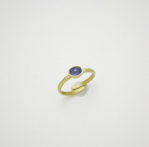 Ji Moi 簡單小石系列-丹泉石‧黃銅戒指