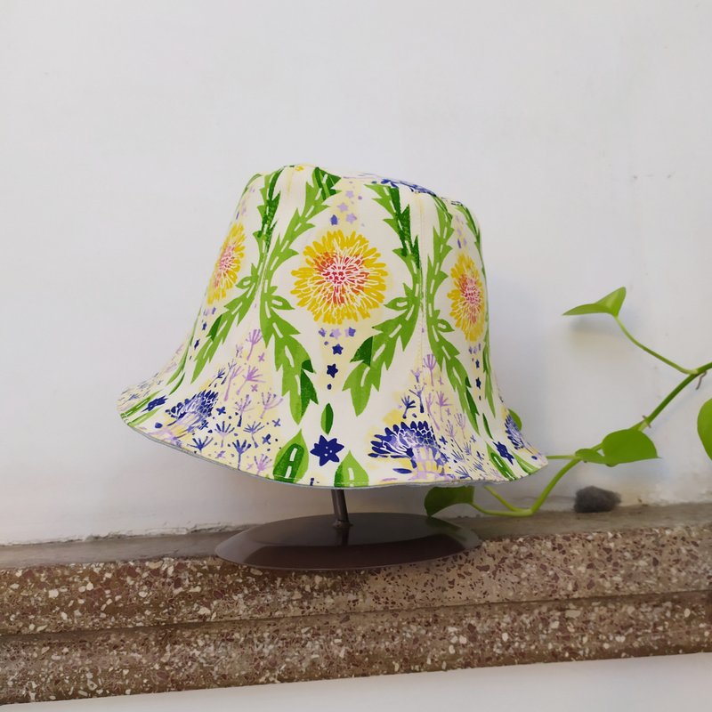 手工雙面漁夫帽/短帽簷/遮陽帽/詩人款/蒲公英/黃綠色 - 帽子 - 棉．麻 