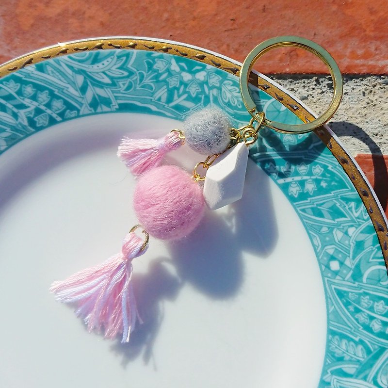 The princess is not a princess disease - wool felted tassel key ring - Keychains - Wool Pink
