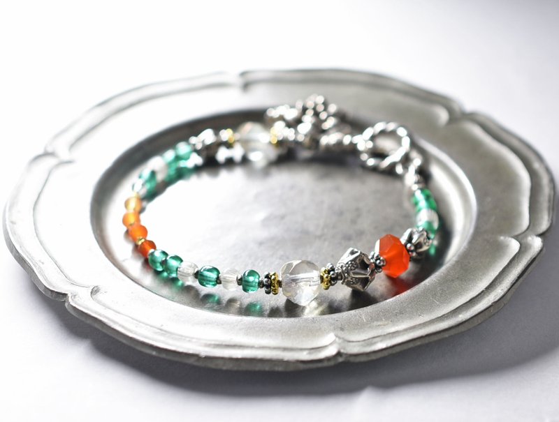 Vintage Aurora beads and Karen Silver, Venice antique beads, carnelian bracelet - Bracelets - Glass Green