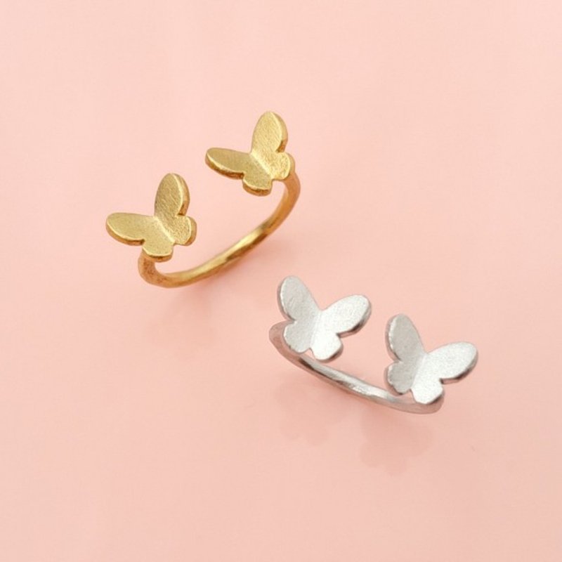 Pinky ring with two butterflies. - แหวนทั่วไป - โลหะ สีทอง