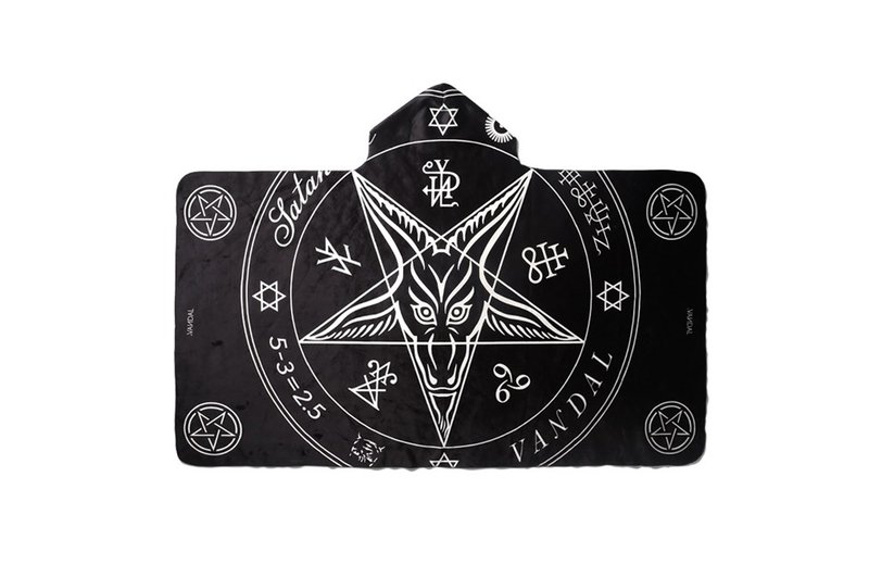 VANDAL Satanism居家連帽毛毯 - 棉被/毛毯 - 聚酯纖維 黑色