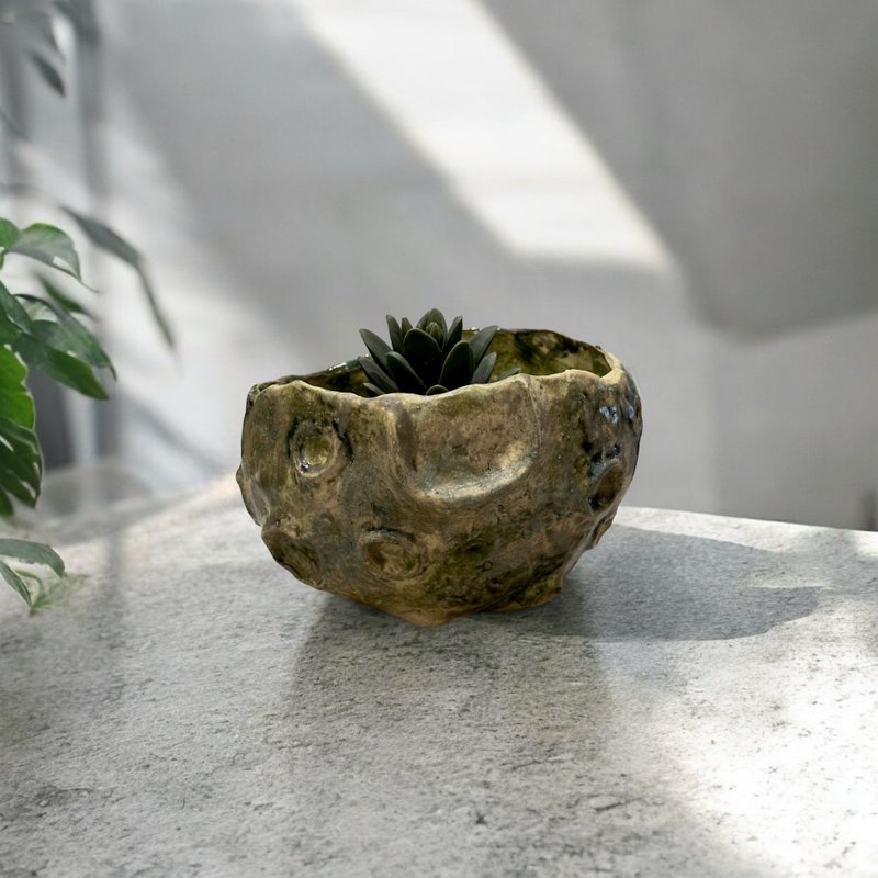 【 カク製陶  】登上月球盆 青苔綠 盆器 花盆 花器 花瓶 塊根 - 盆栽/植栽 - 陶 綠色