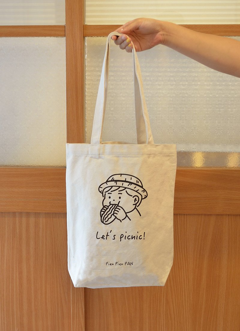 However, the Japanese meal bag store has re-produced limited edition double-sided canvas bags. - Handbags & Totes - Other Materials 