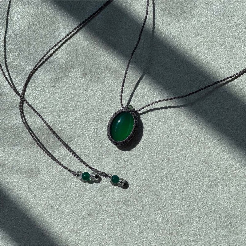 Green power 綠玉髓復古波西米亞寶石花邊項鍊 - 長項鍊 - 半寶石 綠色