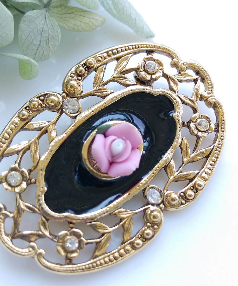 Vintage Jewelry 西洋古董飾品 古典玫瑰 簍空 別針 - 徽章/別針 - 其他金屬 金色