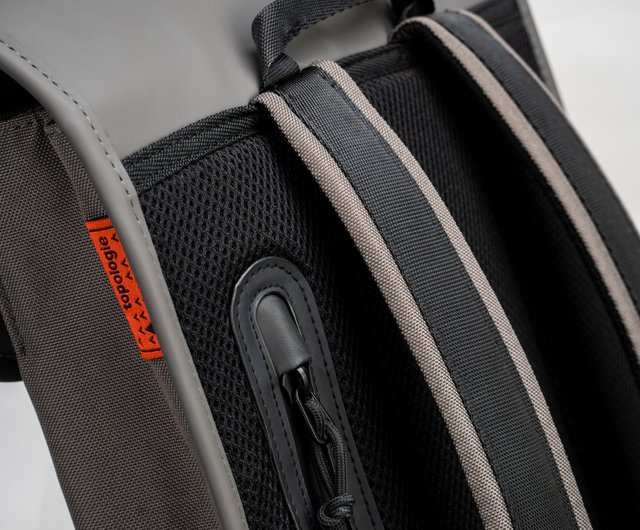 topologie satchel backpack