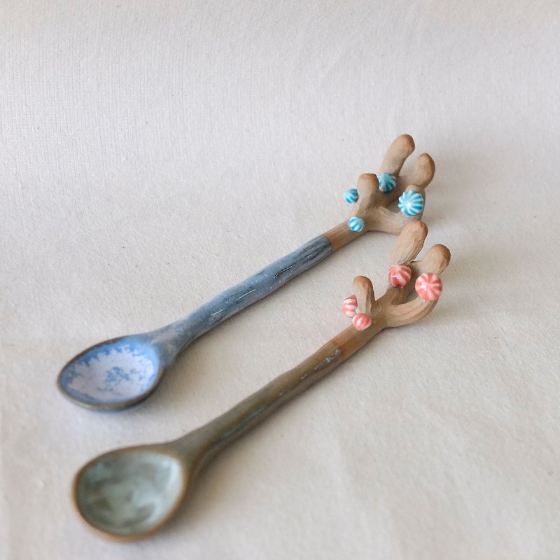 Antlers branch teaspoon (red, blue version) a handmade limited edition - Cutlery & Flatware - Pottery Brown