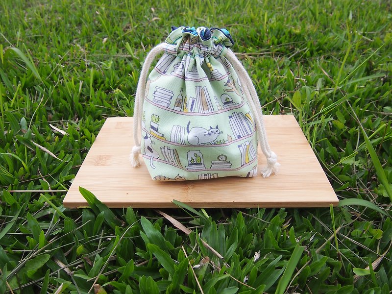 Cat on a shelf - light green double-sided storage pouch + + (small) - Toiletry Bags & Pouches - Cotton & Hemp Green