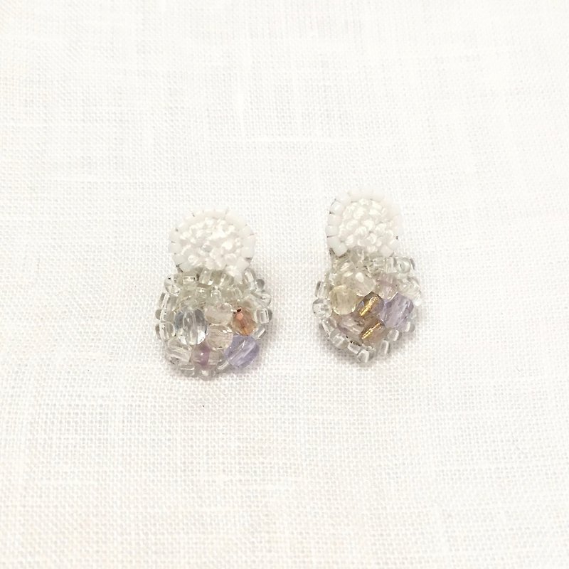 Glass Earrings & Clip-ons White - Condensation 6