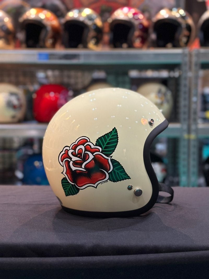 One off series rose pattern old American style painted hat design 3/4 half cover hard hat - หมวกกันน็อก - วัสดุอื่นๆ 