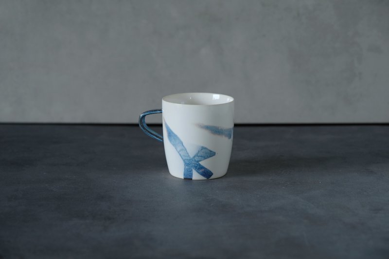 K_coffee cup - Mugs - Porcelain White