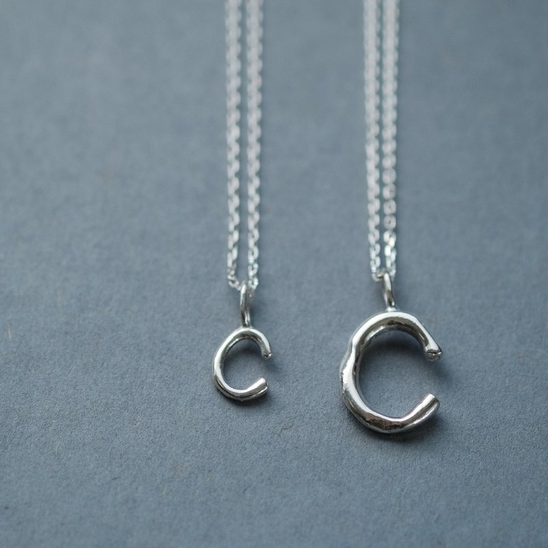 2コset) C 手書き風 イニシャル アルファベット ペア ネックレス シルバー925 - 項鍊 - 其他金屬 銀色