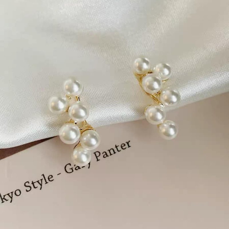 Agnes 925 Silver earrings neatly arranged pearl design accentuate your elegance - Earrings & Clip-ons - Silver Silver