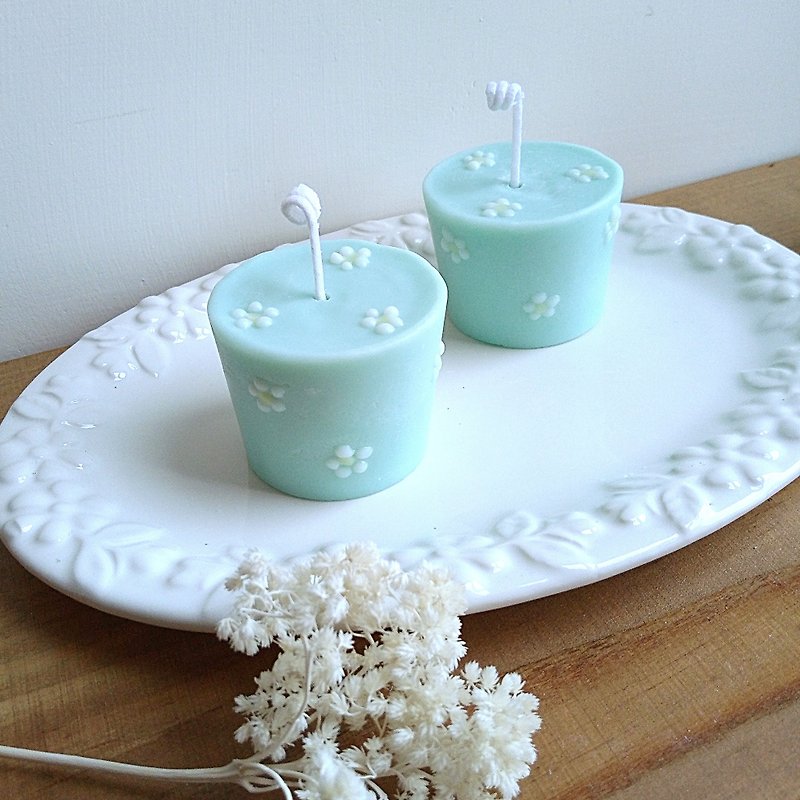 Little Daisy | Natural Soywax Scented Candle | Ginger Lily  Chamomile - เทียน/เชิงเทียน - ขี้ผึ้ง สีเขียว