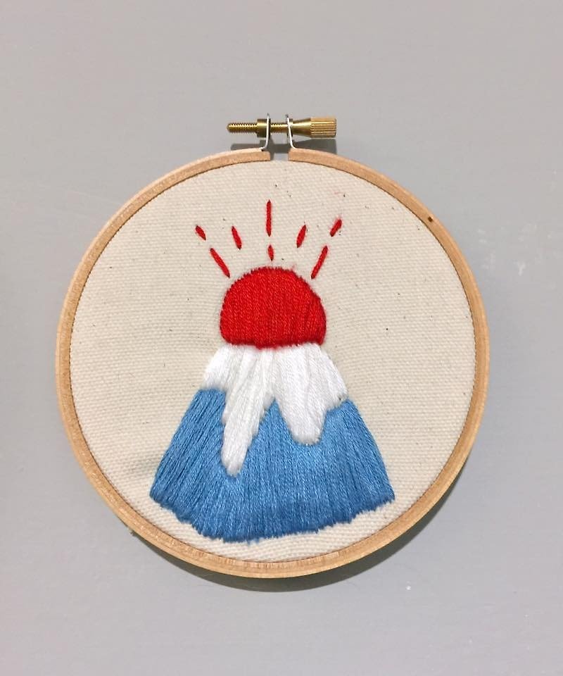 Embroidery ornaments-vigorous Mount Fuji - Items for Display - Other Materials Blue