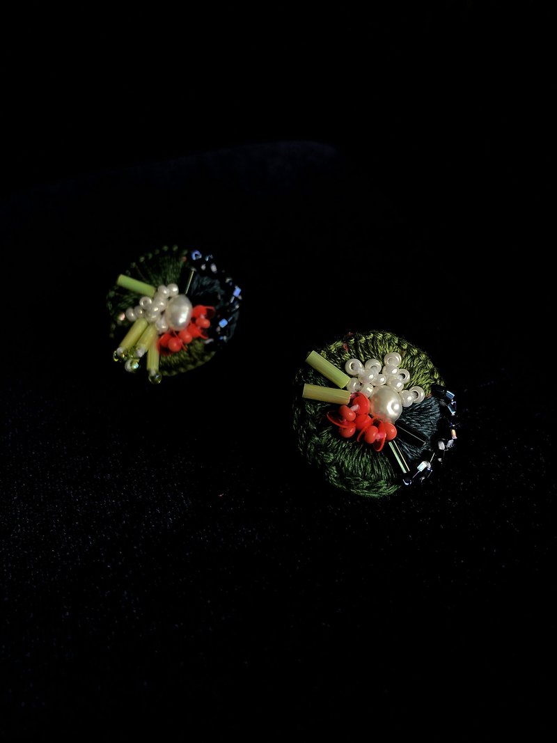 Paradise Place // Paired Asymmetrical Hand Embroidered Earrings - ต่างหู - งานปัก สีเขียว