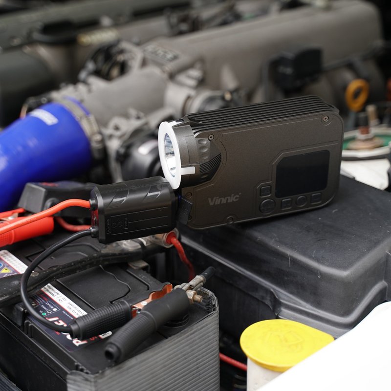 Vinnic 8000mAh 12V 多功能車用應急啟動電源 - 其他 - 其他材質 黑色