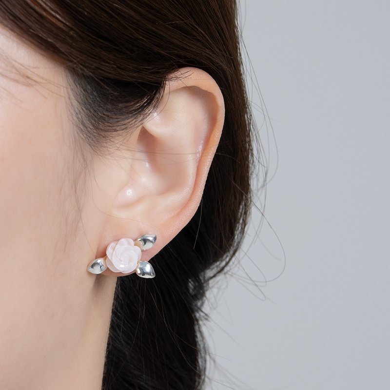 haime leaf rose earring (mother of pearl) - 耳環/耳夾/耳骨夾 - 純銀 多色