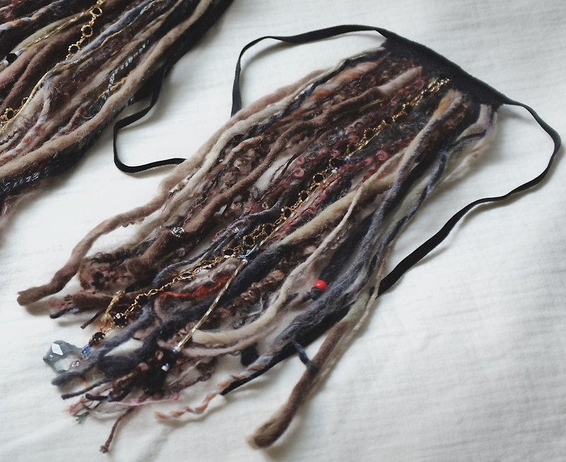 Gypsy Hair Tie / Gypsy pigtail tie / wool, African Trade beads - Hair Accessories - Wool Red