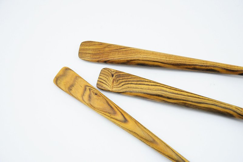 【Log Massage Stick-Pistacia chinensis】 - อื่นๆ - ไม้ สีนำ้ตาล