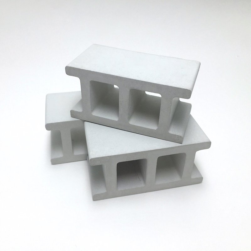 Mini Cement hollow brick decoration (3 pieces) - Items for Display - Cement Gray