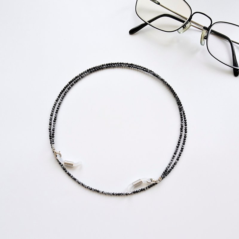 Snowflake Obsidian Beaded Eyeglasses Holder Chain - Gift for Mom & Dad - สร้อยคอ - เครื่องประดับพลอย สีดำ