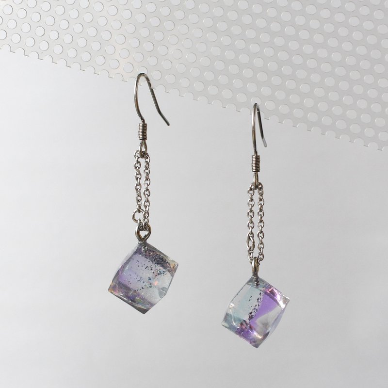 Violet Prism / Dangling resin earrings / ICE DRIP - Earrings & Clip-ons - Resin Purple