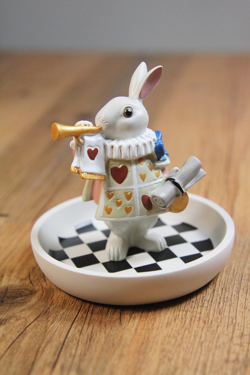 Mr. SUSS- Japan Magnets Alice's Adventures in Wonderland The White Rabbit Hearts jewelry disk / storage tray - Birthday gift recommendation / Spot - Other - Other Materials 