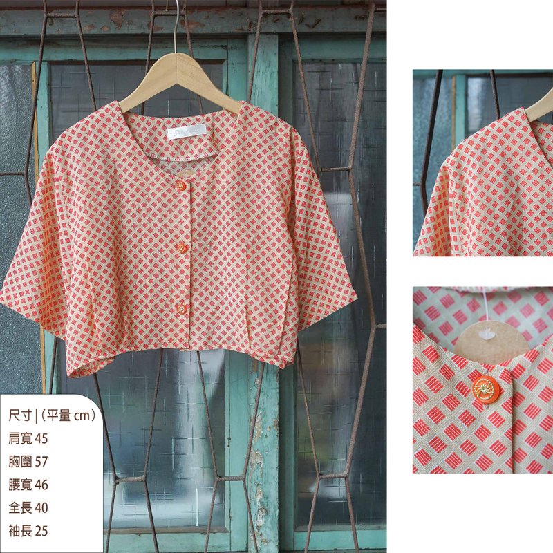 Innocence Department Store Vintage A Variety of Vintage Shirts Self-Adapted Short Shirts Short Shirts - Women's Pants - Polyester Multicolor