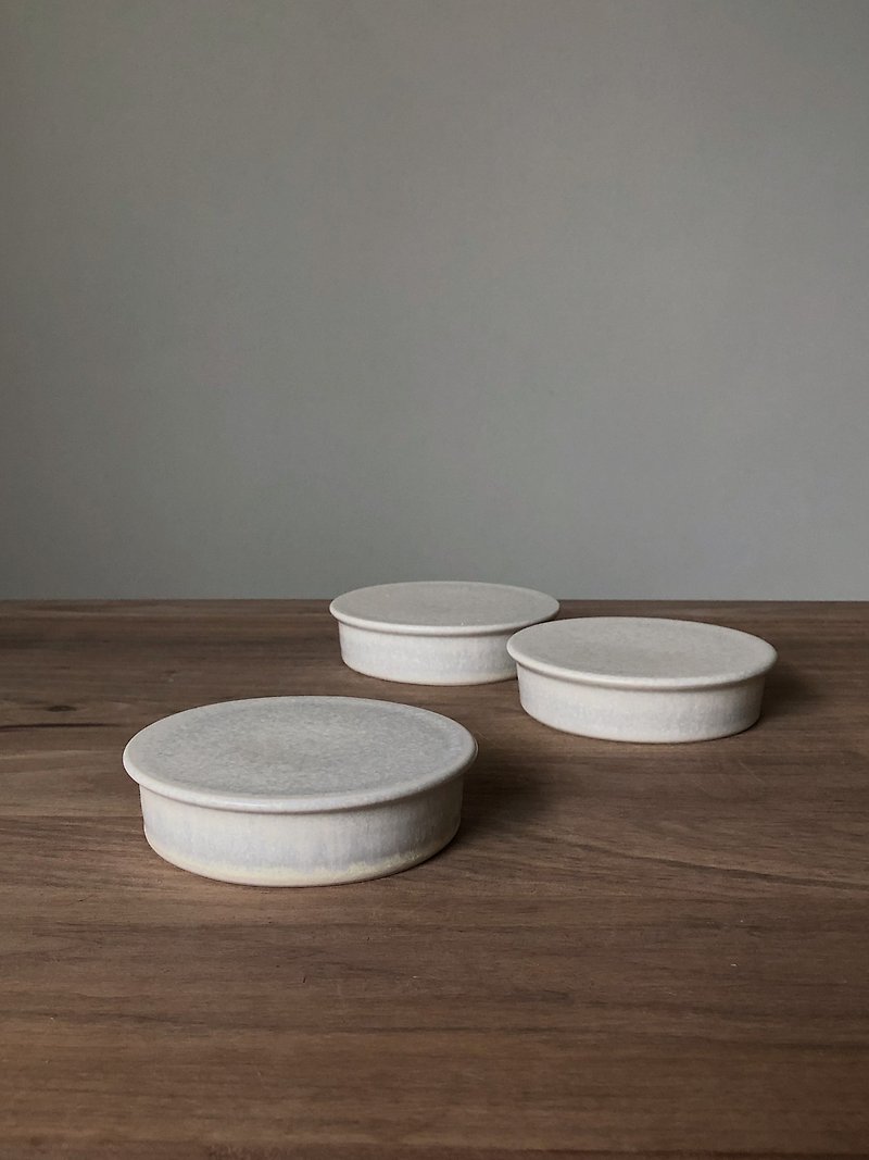 Stone High Terrace - Plates & Trays - Porcelain White