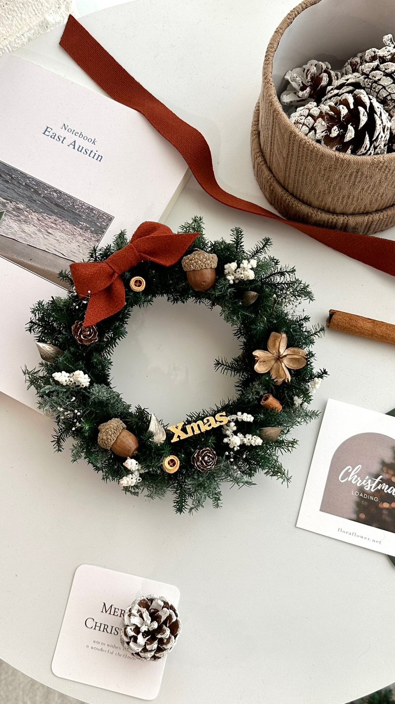 Flora Flower Christmas - Cedar Secret Christmas Wreath - Dried Flowers & Bouquets - Plants & Flowers Green