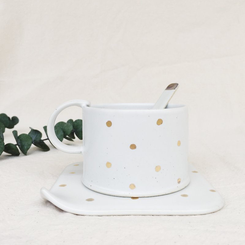 Simple Gold Handmade Coffee Cup - Wave Point - Mugs - Porcelain Gold