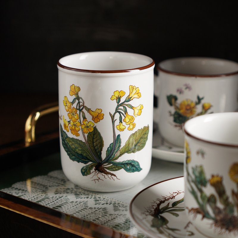 Luxembourgian handleless mug from the Botanica series made by Villeroy & Boch - ถ้วย - ดินเผา หลากหลายสี