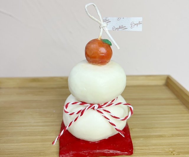 日本傳統春節裝飾鏡餅香薰蠟燭及貴族犬新春特別我是虎 設計館begleitan 愛 相隨香氛蠟燭 燭台 Pinkoi