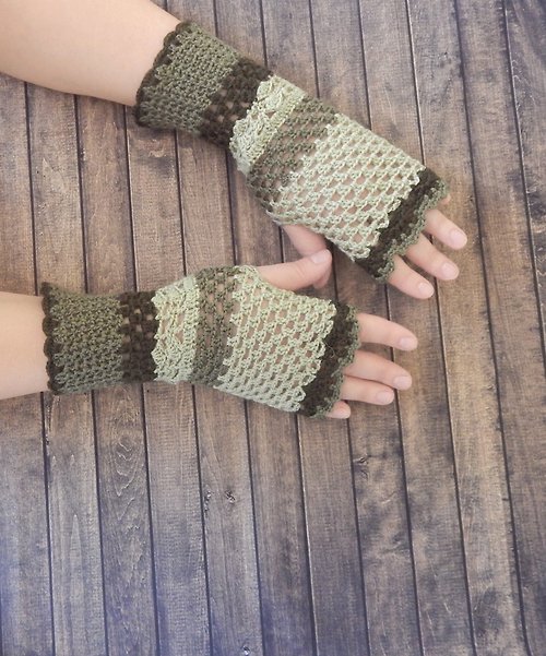Women's Crochet wool fingerless gloves Green knit arm warmers