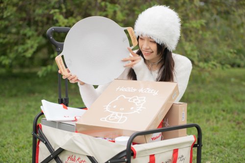 1261 ハローキティキャンプセット 1261 ハローキティキャンプセット ハローキティのシックな