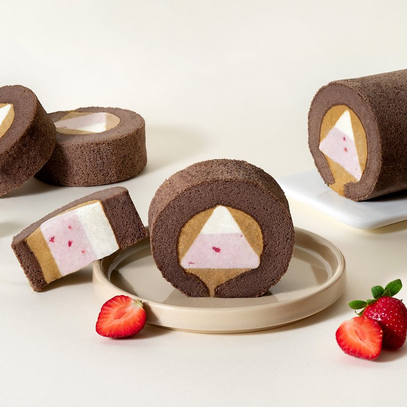 Ruby Berry Chocolate Ice Cream Roll - เค้กและของหวาน - วัสดุอื่นๆ สีนำ้ตาล