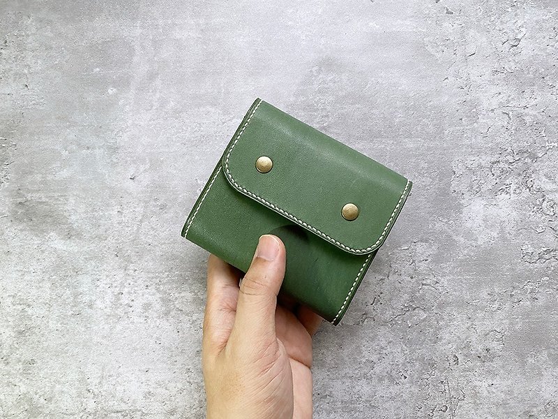 手工縫製青苔綠色牛皮三折零錢短皮夾 - 長短皮夾/錢包 - 真皮 綠色