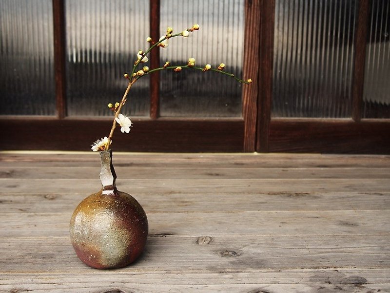 Bizen vase ball (small) _ h2-025 - ตกแต่งต้นไม้ - กระดาษ สีนำ้ตาล