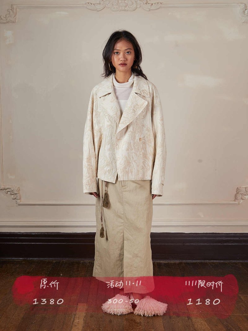 Short beige jacquard trench coat independent designer flower surrounding - เสื้อแจ็คเก็ต - ผ้าฝ้าย/ผ้าลินิน ขาว