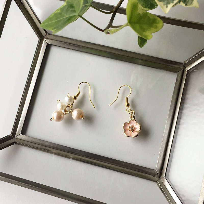Sakura and pearl earrings - Earrings & Clip-ons - Other Metals Pink