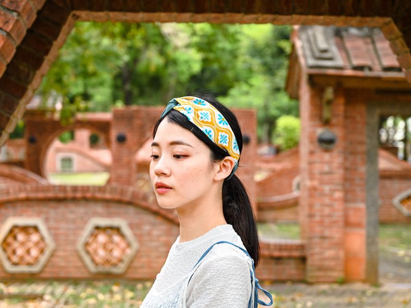Dual-Tone Headband / Yellow Begonia Flower Tile - Lake Blue - ที่คาดผม - ผ้าฝ้าย/ผ้าลินิน สีน้ำเงิน