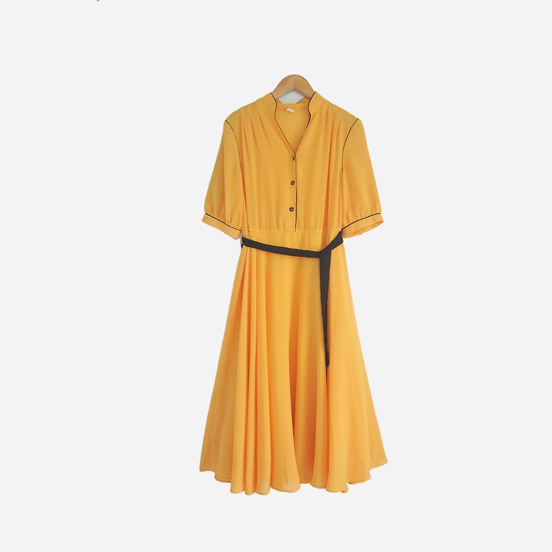 Dislocated vintage / chiffon short-sleeved dress no.870 vintage - ชุดเดรส - เส้นใยสังเคราะห์ สีเหลือง